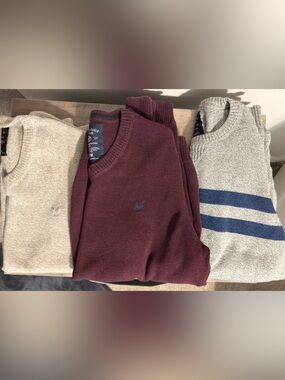 Bundle of 3 American Eagle Outfitters Sweaters, Medium